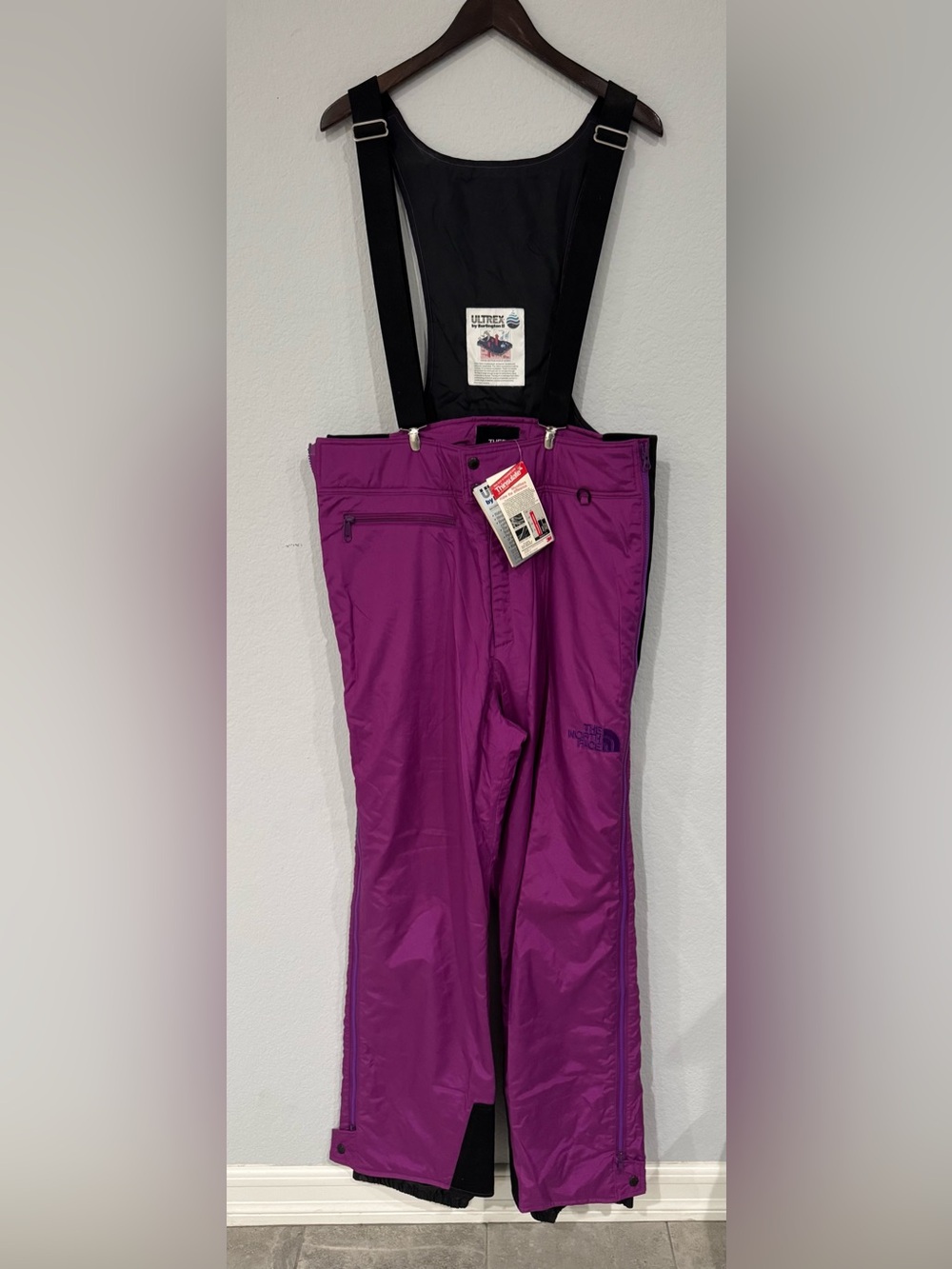 Vintage The North Face Bibs Insulated Pants Snow Ski Snowboard Womens Size Large